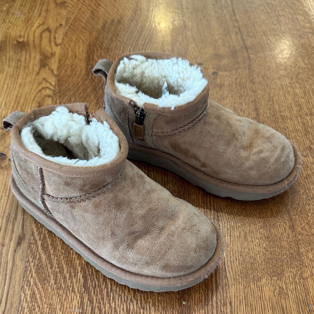 Classic Mini Ugg Brown Suede Boots with Faux Fur Lining